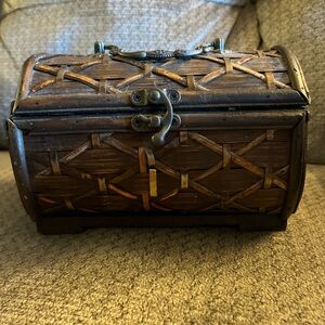 Vintage Wooden Trinket Box